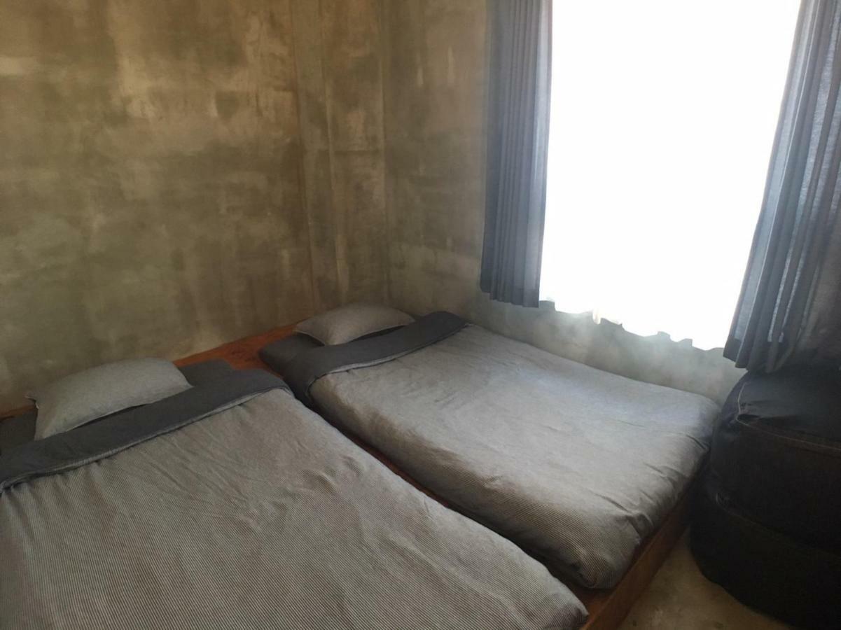 Guest House Golden Mile Hostel Quần đảo Quần đảo Amami Ngoại thất bức ảnh